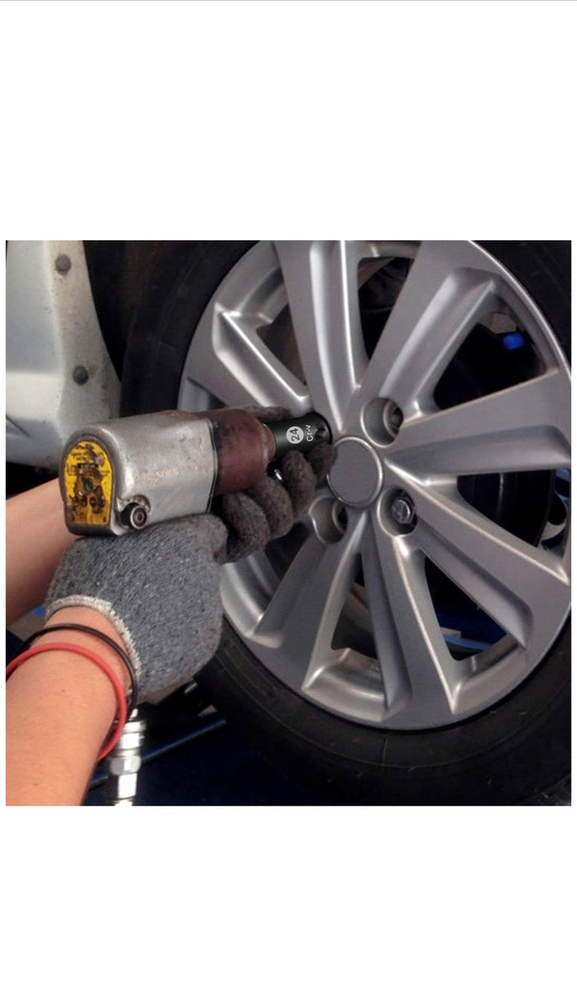 Compresseur d'air Portatif 18V HYCHIKA, Alimenté par 2A Batterie/Allume Cigare 2x2ah + chargeur neuf