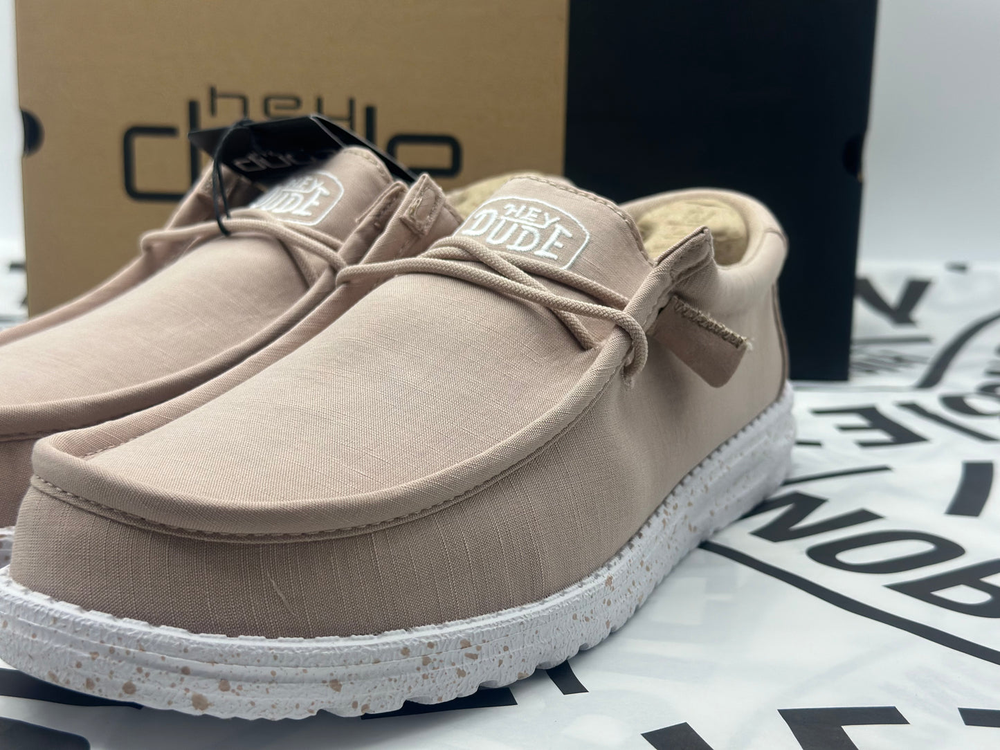 Hey Dude chaussures ultra légères , neuves Neutre tailles 43