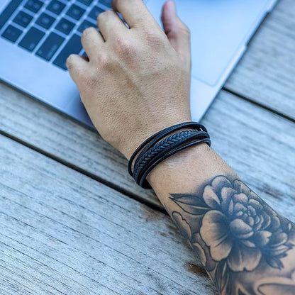 MBracelet Homme en Cuir Véritable Noir et Marron - Fermoir Magnétique en Acier Inoxydable - Bracelet en Cuir Tressé Multiple - Bijoux Homme avec Boîte de Luxe - Idée Cadeau pour Homme