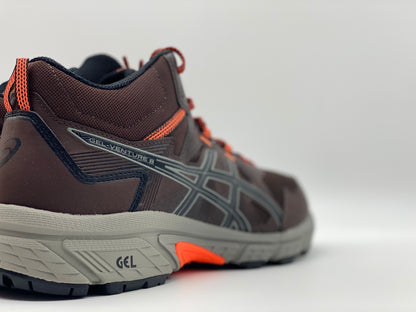 Baskets haute Asics neuves et authentique taille 44