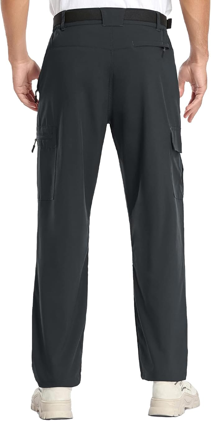 Pantalon cargo de randonnée léger et imperméable avec 5 poches
Taille: M