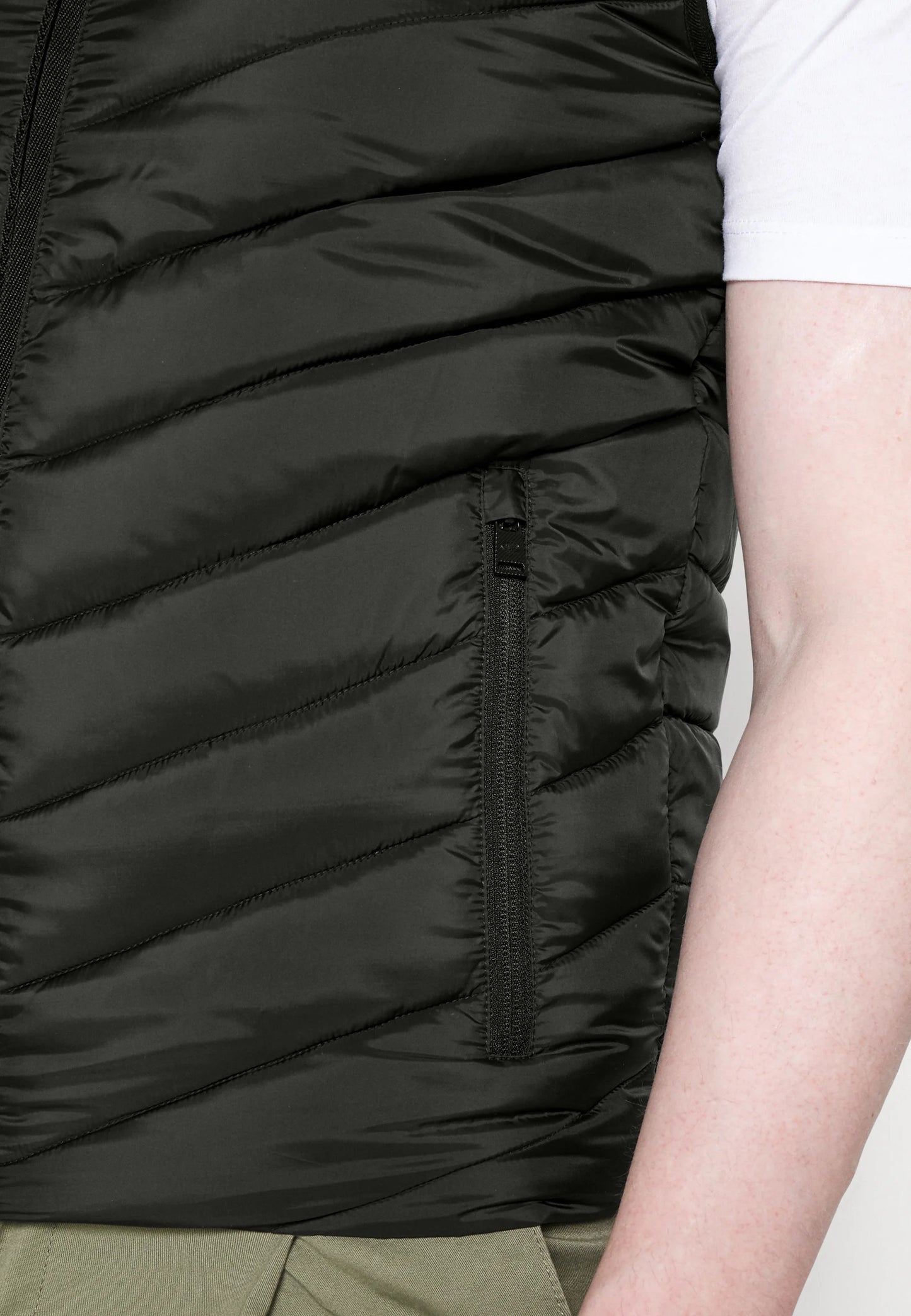TOM TAILOR
Veste sans manches neuve taille L neuf