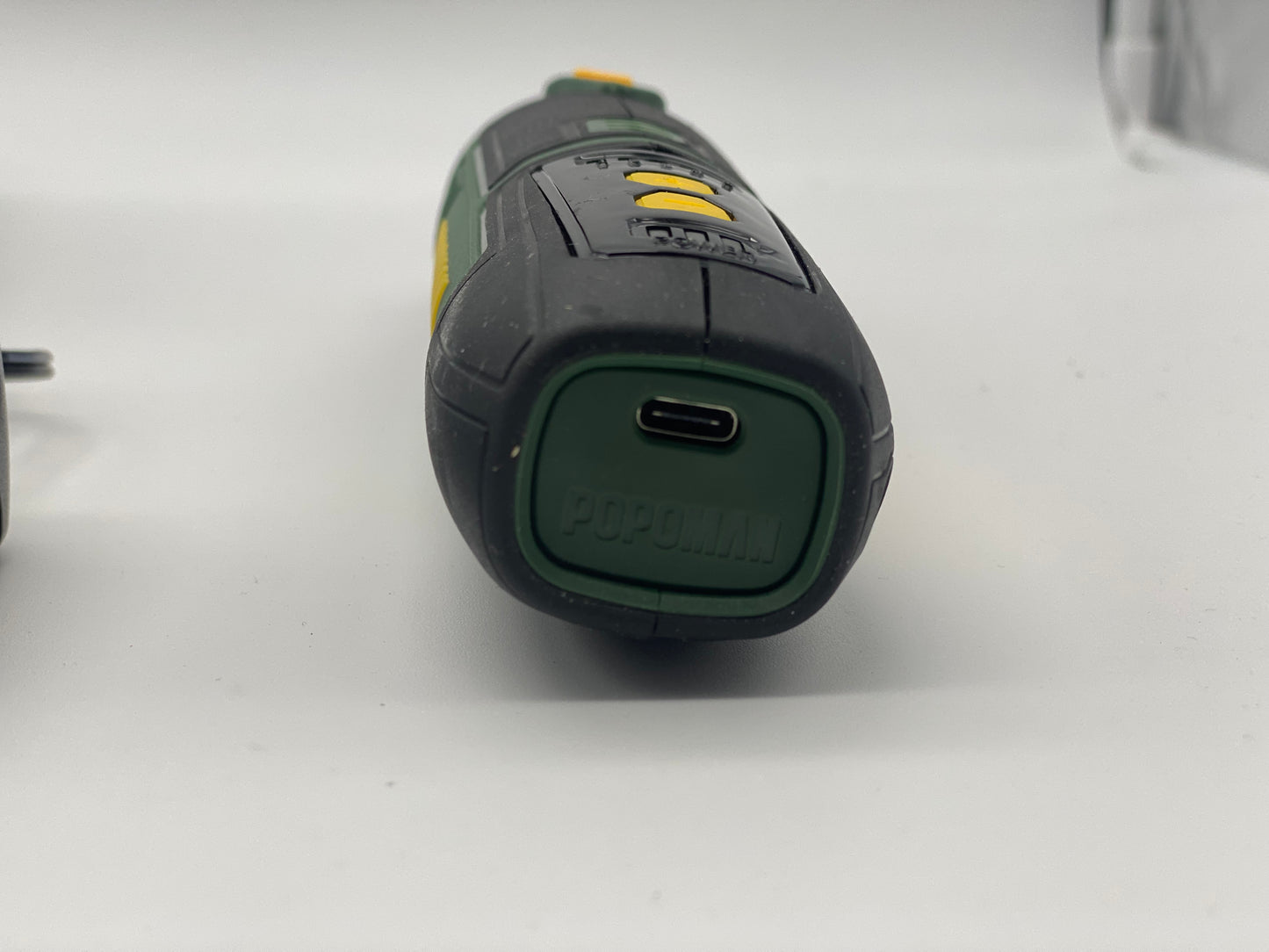 Outil Rotatif Multifonction, 4V Outil Rotatif Sans-fil 2.0Ah Batterie, 5-Vitesses, Type-C USB, neuve