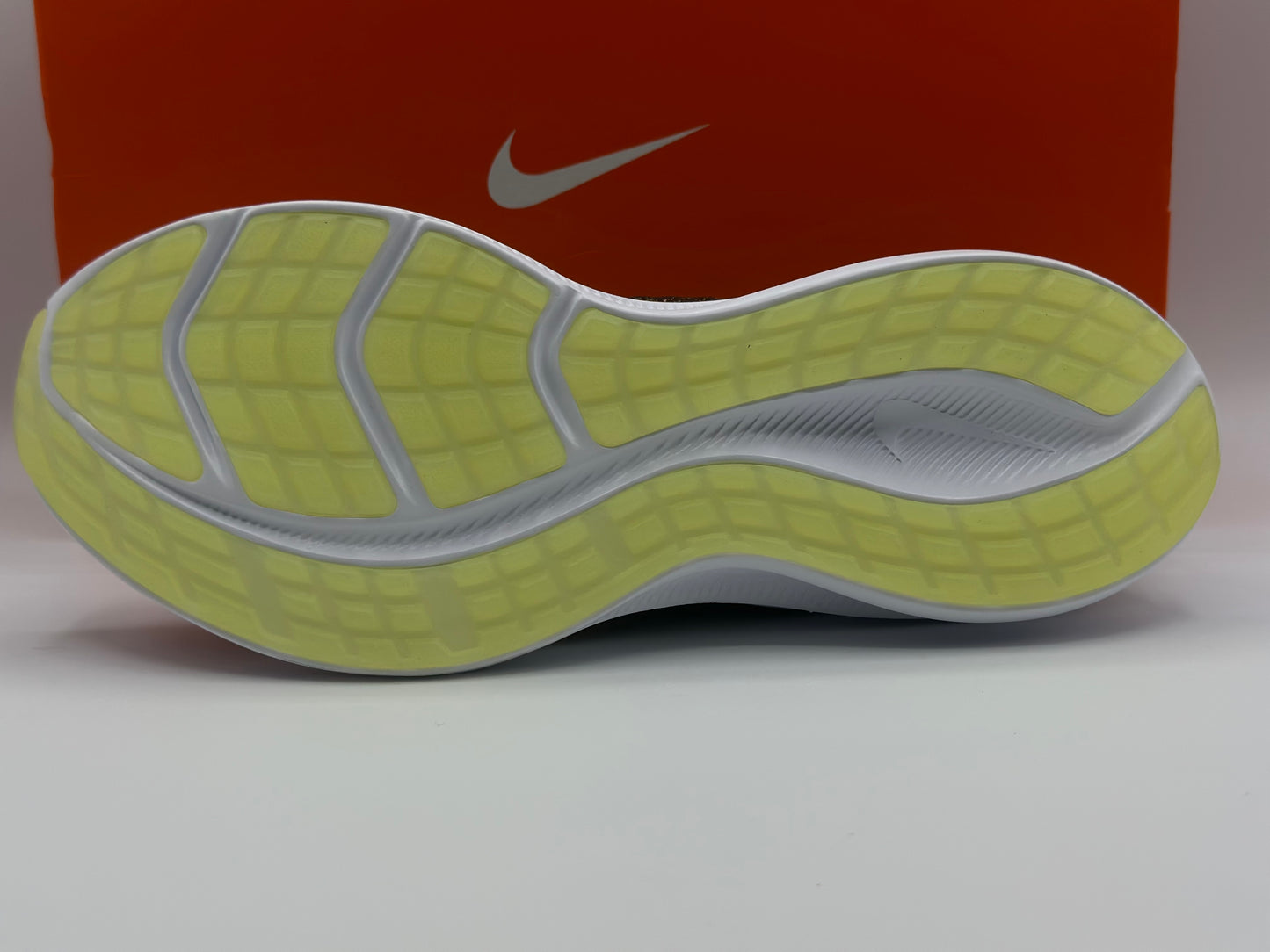 Nike, Basker. Homme neuve et authentique taille 43