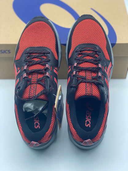 Chaussures Asics neuves et authentique taille 43,5