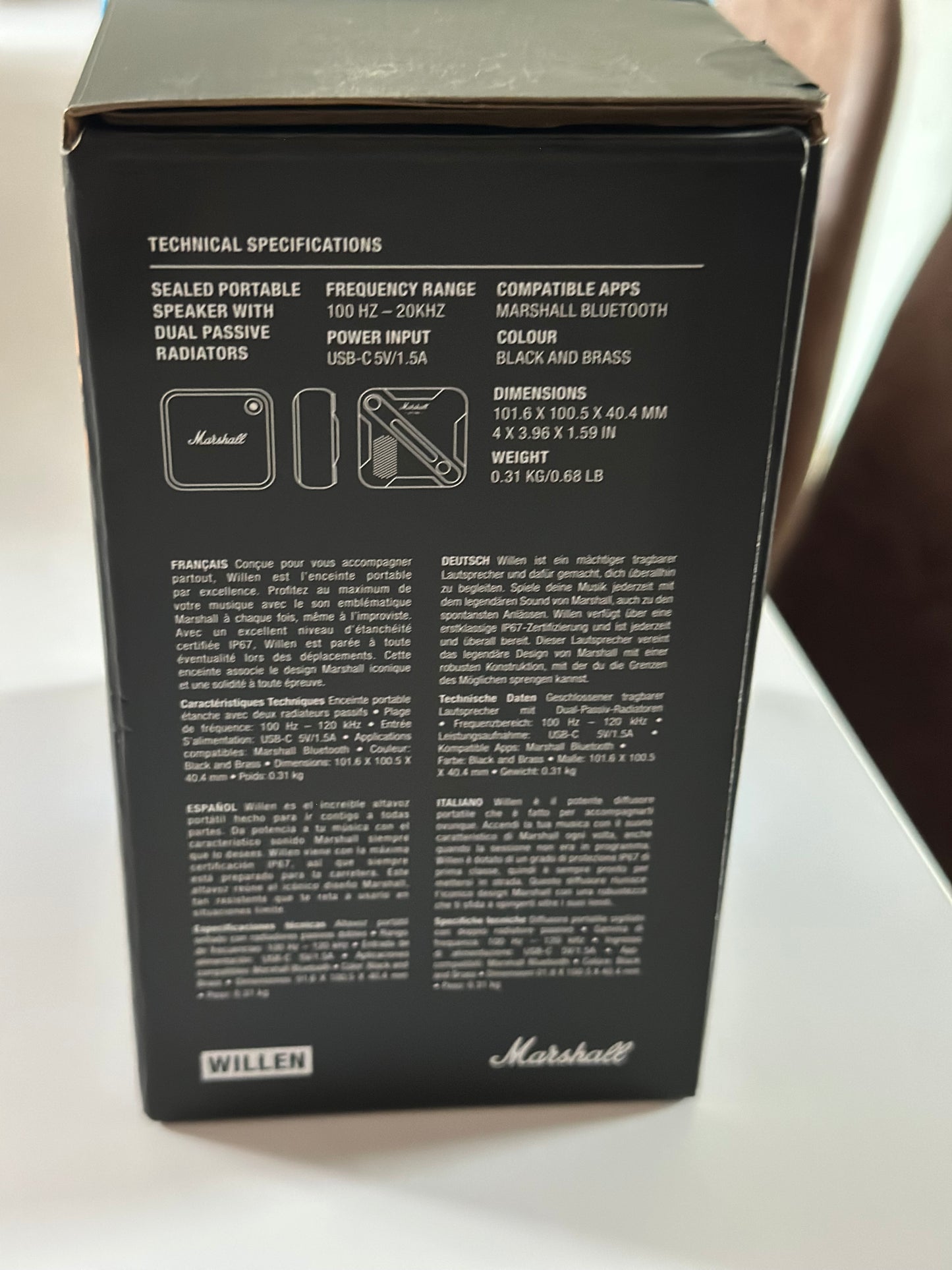 Marshall WILLEN
Haut-parleur Bluetooth portable avec plus de 15 heures d'autonomie