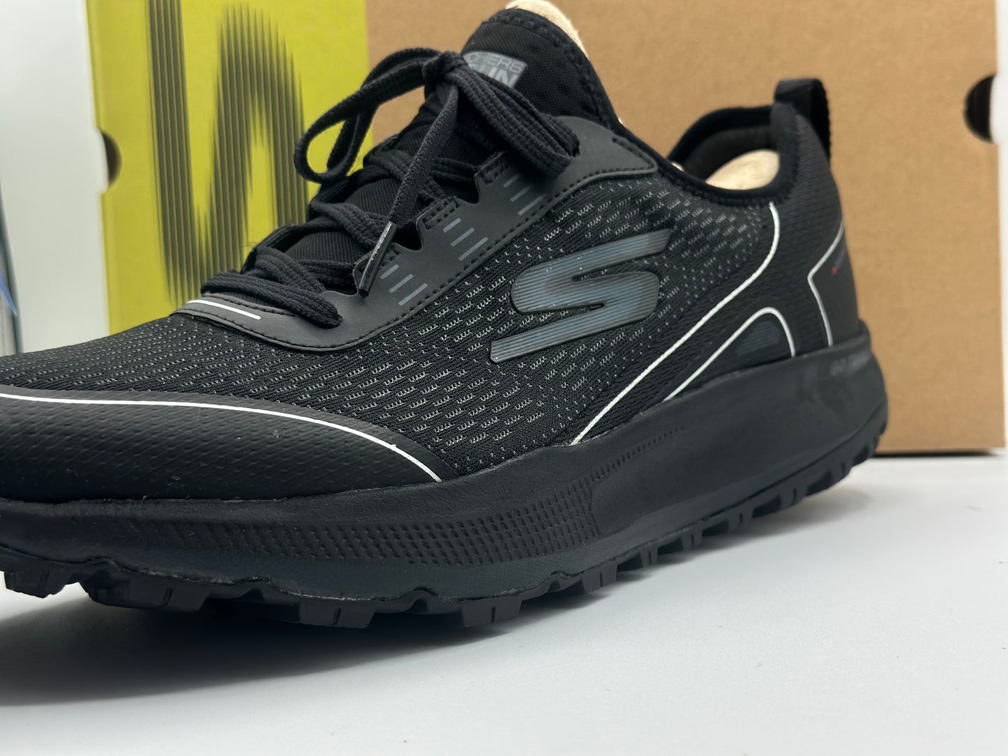 Skechers Performance GO RUN PULSE TRAIL - Trail running shoes