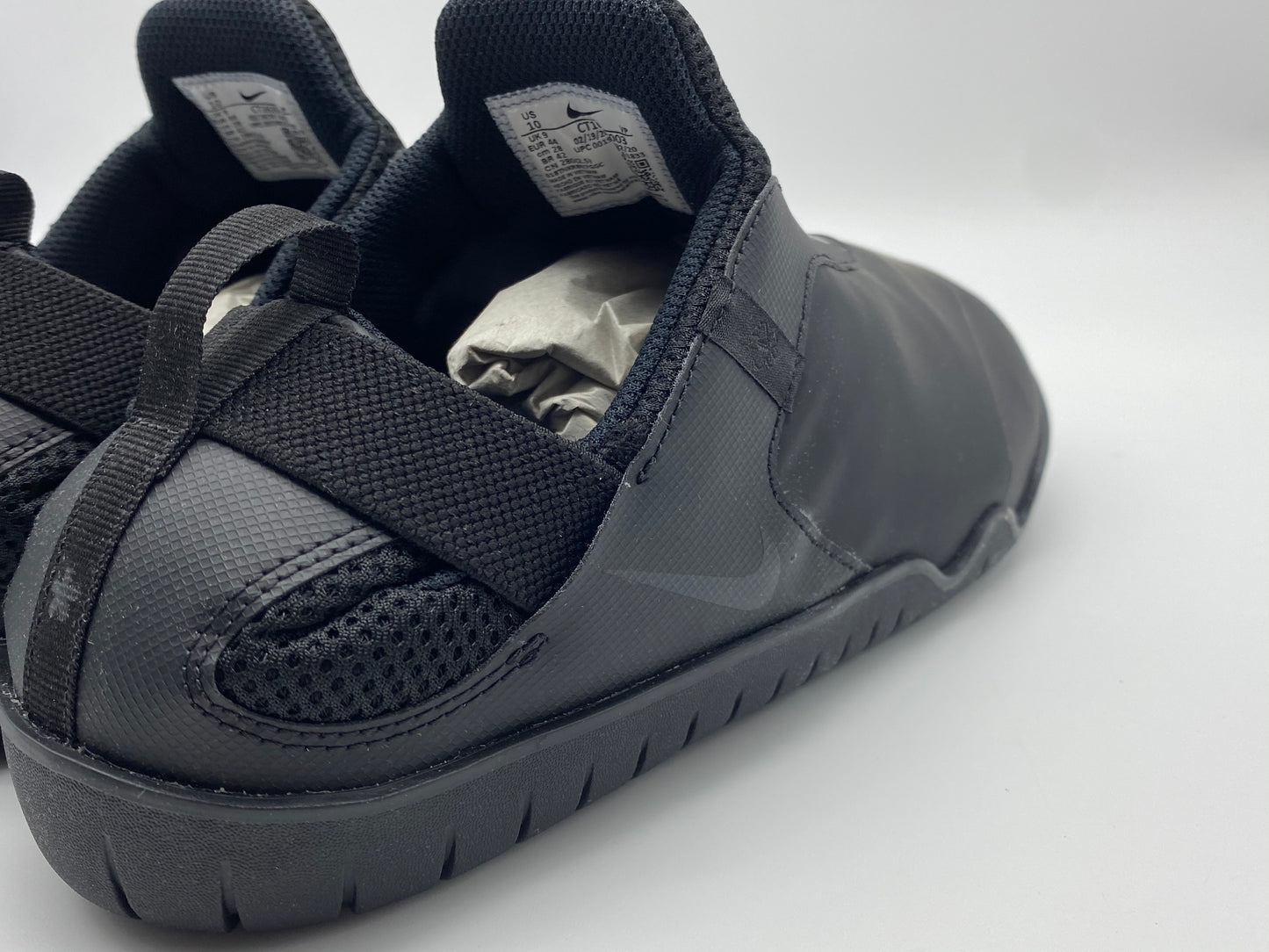 Baskets Nike Zoom Pulse taille 44 neuf