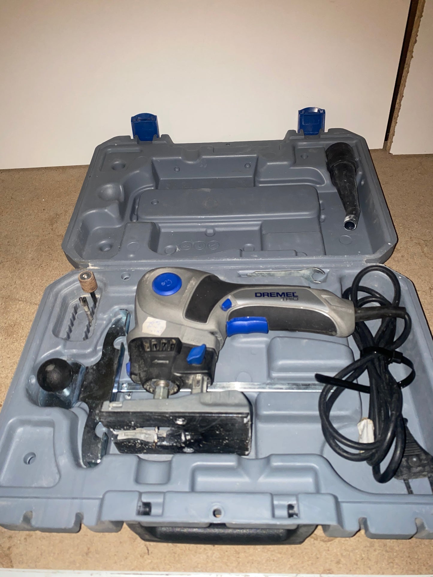 DREMEL® TRIO (6800-3/8) occasion excellent état