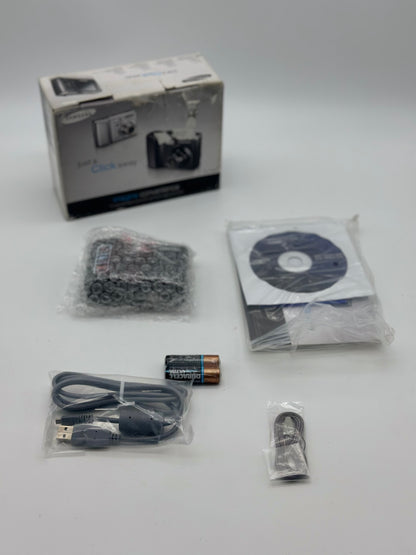 Appareil photo Compact Samsung L730 Noir compact - 7.2 MP - 3x zoom optique - flash 10 Mo - noir - Samsung