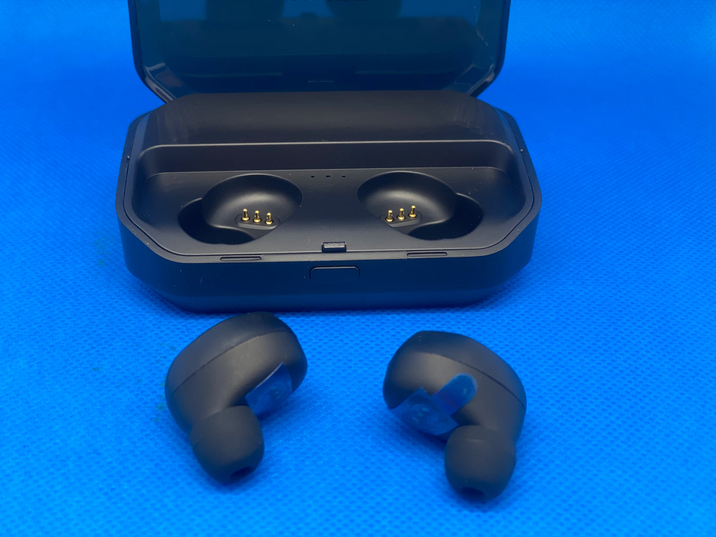 Ecouteur sans Fil V5.0 Sport IPX7 Etanche Appariement Automatique Contrôle Réduction du Bruit neuves