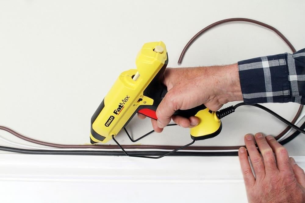 Stanley Fmht6-70418 6-Gr100 Pistolet À Colle Gamme FatMax - Bâtons De Colle 12Mm De Diamètre - Montée En Température En 2 Min - Mode Attente - Mode Hibernation - LEDs À Double Indication