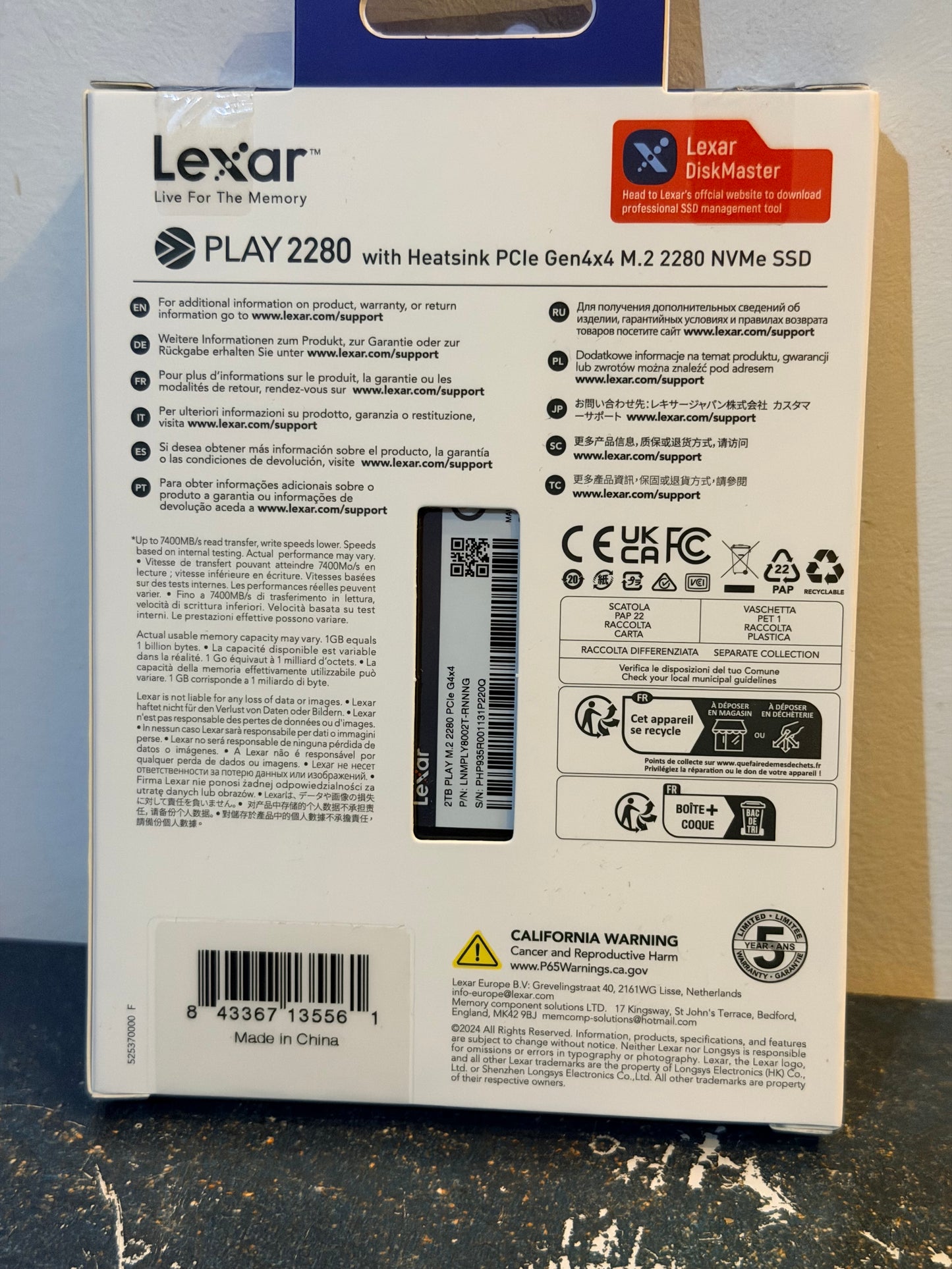 Lexar Play 2280 SSD 2 to avec dissipateur Thermique, PCle Gen 4x4 NVMe, Parfait pour PS5, Vitesse jusqu'à 7400 Mo/s, Disque SSD Interne Haute Performance, Compatible avec PS5