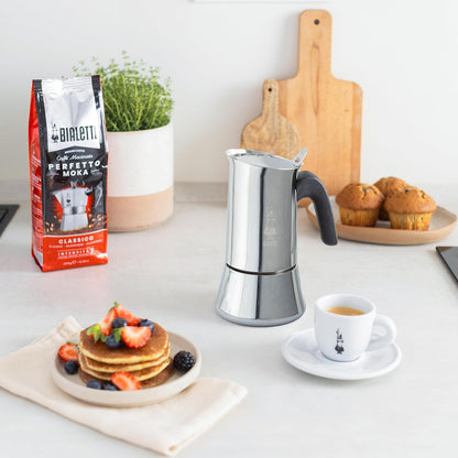 Bialetti - Nouvelle cafetière expresso Venus Induction, Plaque de cuisson en acier inoxydable, Adaptée à toutes les sources de chaleur, 6 Tasses, Aluminium, 235ml,Argent [Classe énergétique A+]