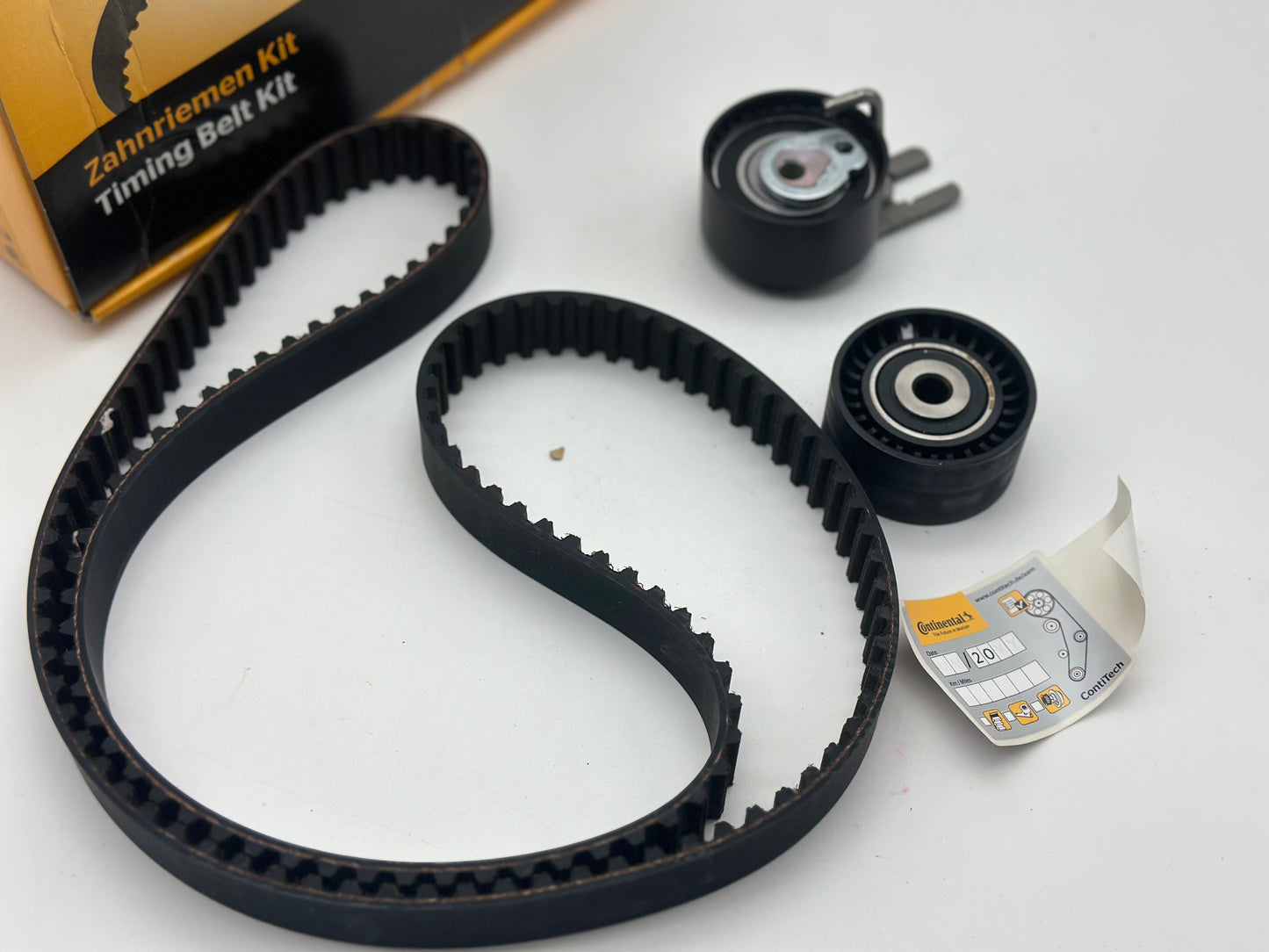CONTITECH CT1105K3 Kit de distribution
Nbr. dents: 199
Réf.: CT1105K3
EAN: 4010858578602 pour Alfa Romeo, Chevrolet, fiât, jeep, Lancia, Opel