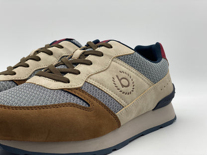 Baskets basses en mesh beige à semelle running semi-compensée à talon renforcé et lacets plats