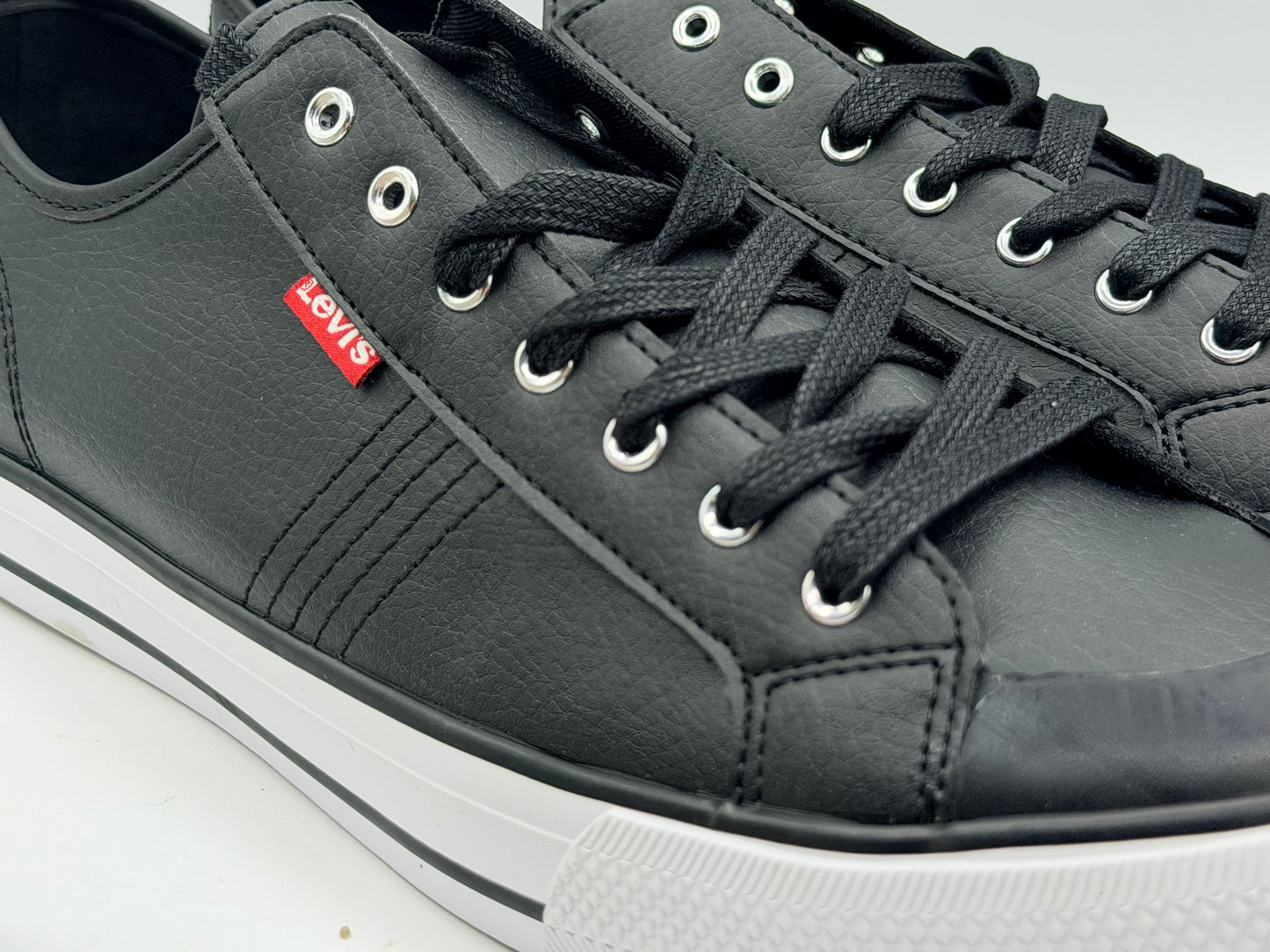 LEVI'S Baskets Hernandez Regular noir/blanc