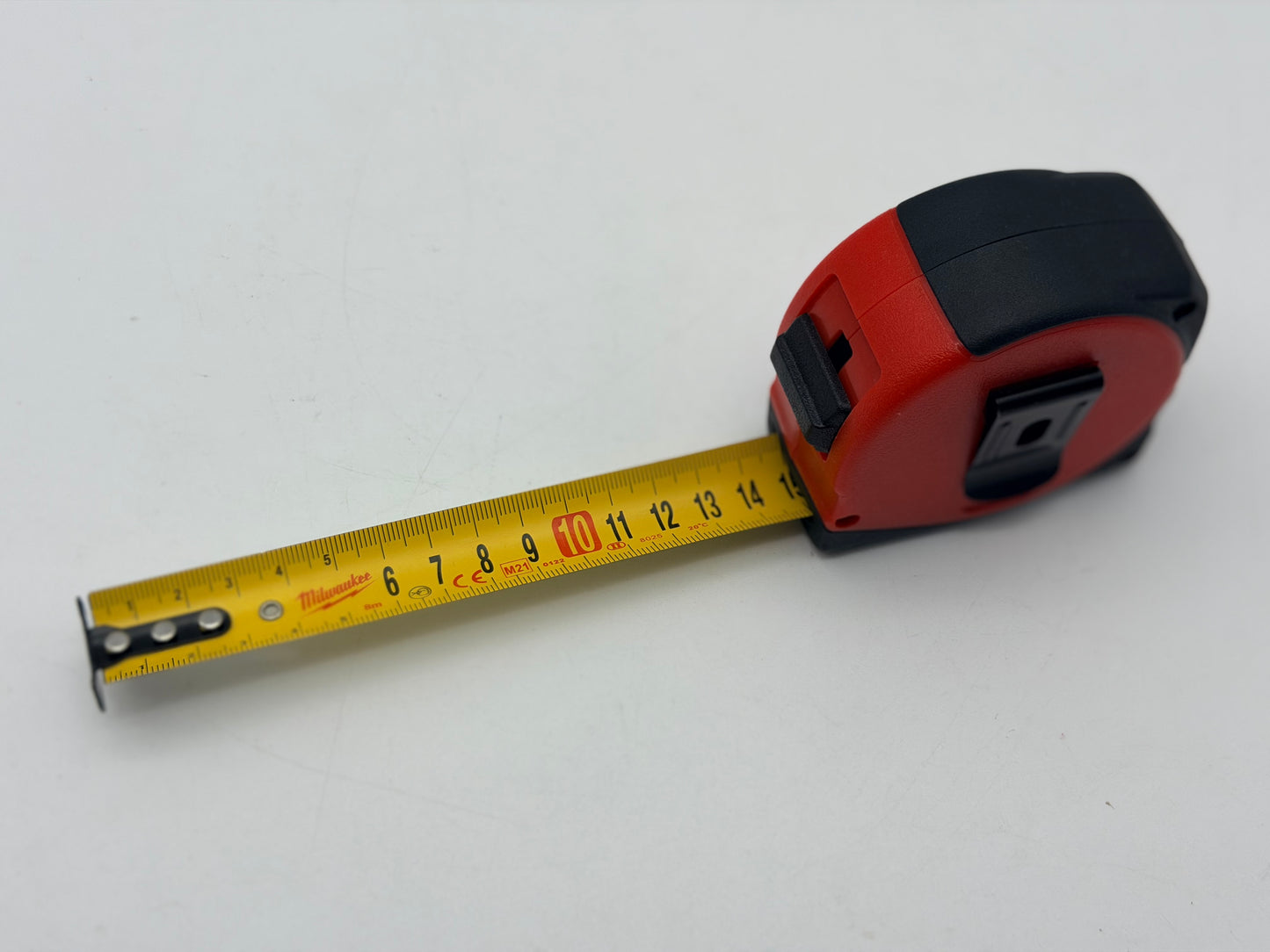 Milwaukee 0 Mètre à ruban fin 8 m/25 mm Red