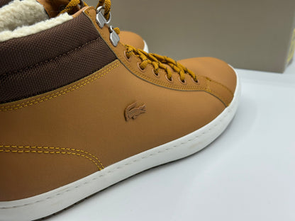 LACOSTE
STRAIGHT SETTHER
MARRON GOMME