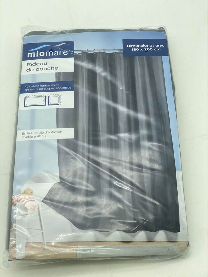 Rideau de douche en 3 couleurs Neuf