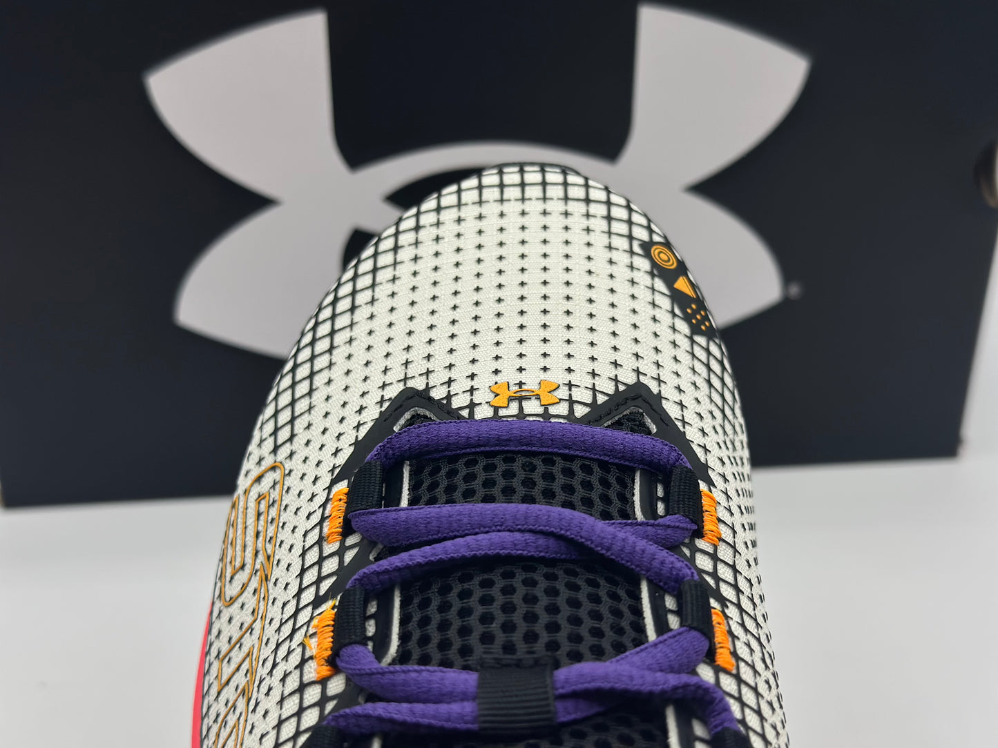 Under Armour HOVR Sonic 6 Storm Basket