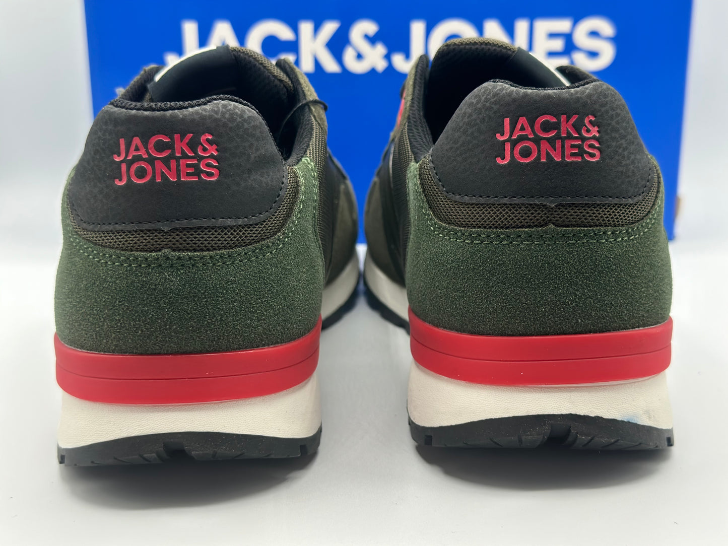 Chaussures baskets jack&jones pour homme neuves taille 44