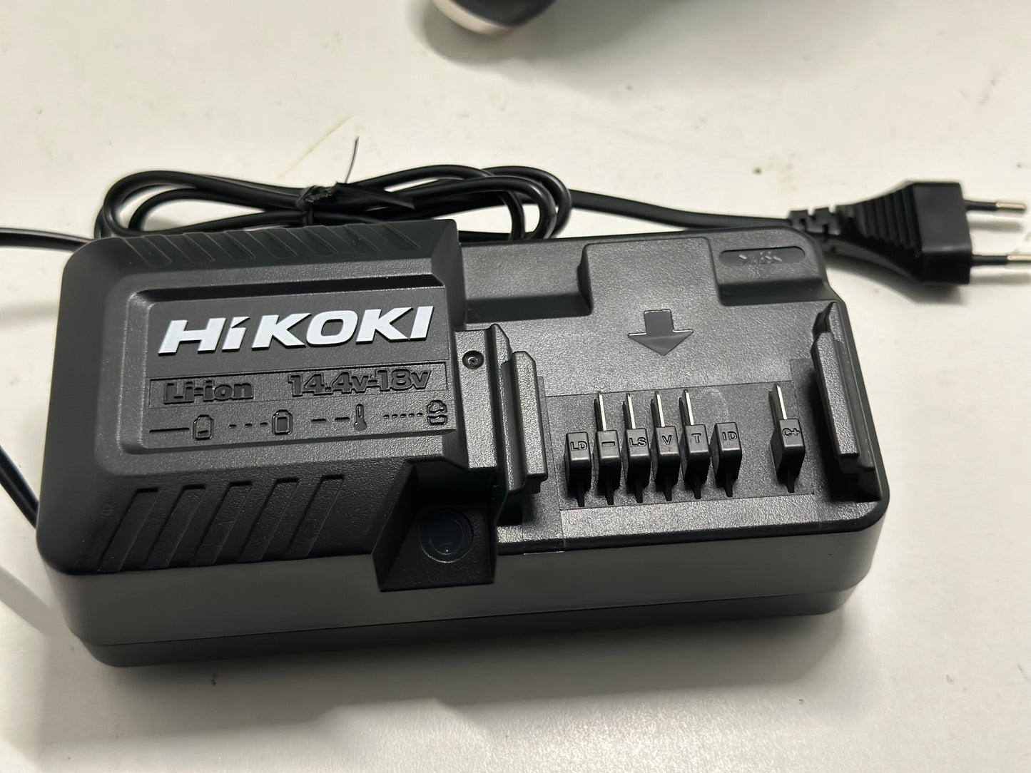 Perceuse-visseuse HIKOKI DS18DDWPZ Brushless 18V (2 x 5.0Ah) en coffret