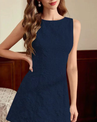 Robe "Lumière de Provence" – Jacquard Floral, Coupe Minimaliste & Style Français