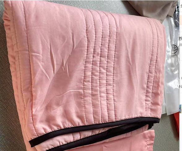 Couette "Arctic-Cloud" – Couverture Rafraîchissante & Ultra-Légère pour l'Été