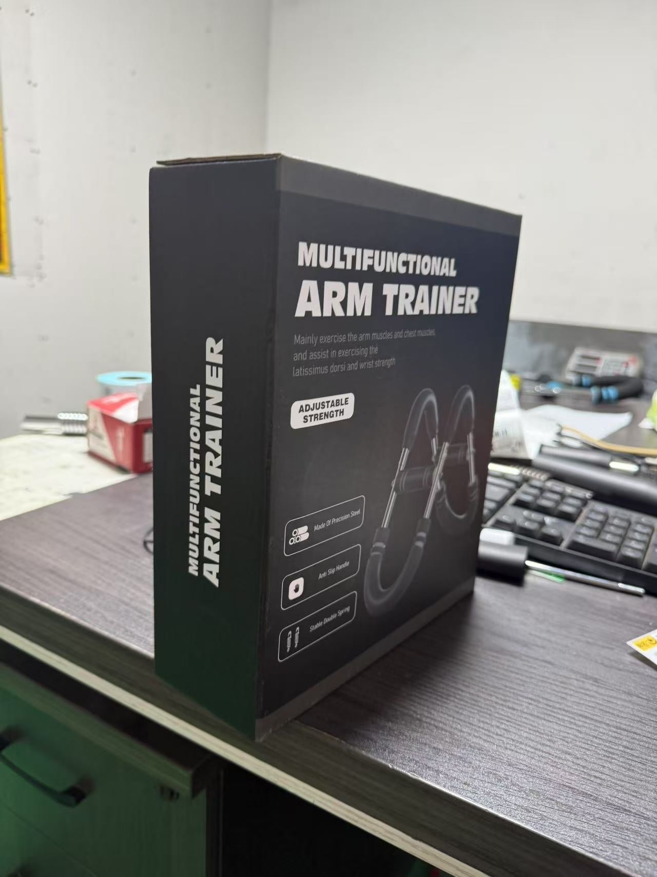 Barre de Résistance Multifonction "Iron Chest" – L'Allié Musculation Mobile