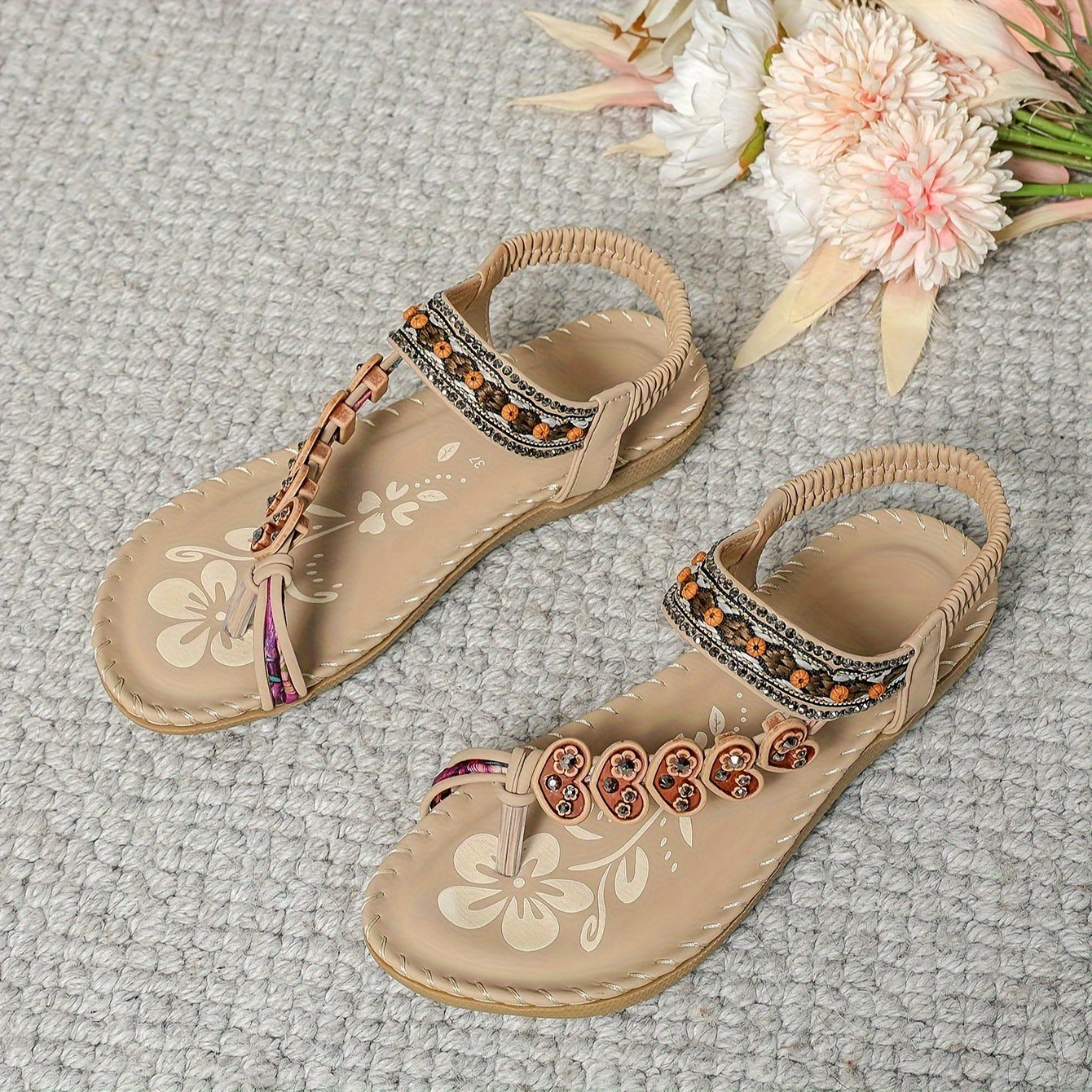 Sandales "Flora-Boho" – Chaussures de Plage Plates avec Ornements Floraux